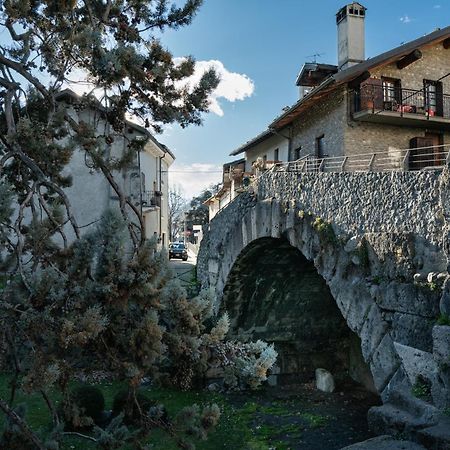 Alpine Apartment Aosta Exterior foto